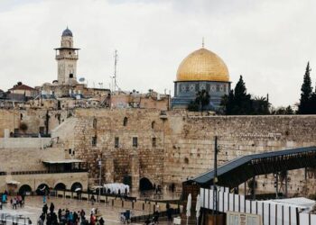 خبراء دوليون يحذرون من نزع “الطابع الفلسطيني” عن القدس بشكل لا رجعة فيه