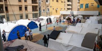 مساعدات أممية إضافية لدعم النازحين في لبنان، وأكثر من 100 ألف لا يزالون في مراكز الإيواء