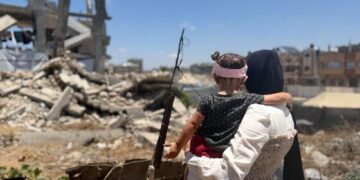 القيود على العمليات الإنسانية في غزة مستمرة، ومزيد من النزوح في الضفة الغربية